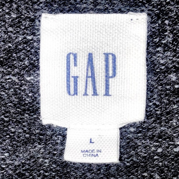 [Gap] Men’s Crewneck Raglan Sweater - Picture 2 of 3